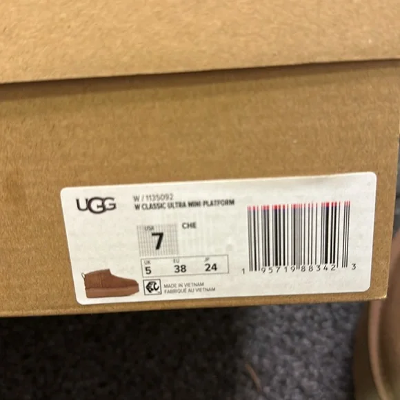 Ultra Mini Platform Uggs Chestnut - Picture 2 of 3